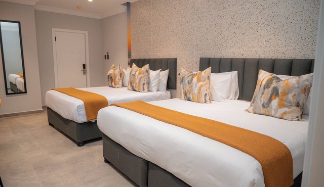 Pavilion Hotel Durban in Durban