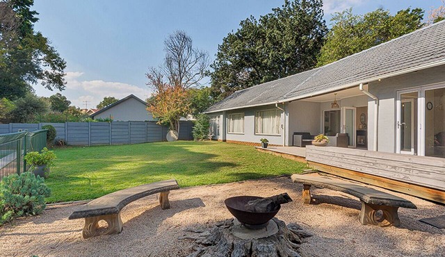 Perfect 4-bedroom house in lovely Randburg for your getaway in Randburg