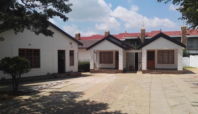 Pyramid Guest Lodge in Welkom