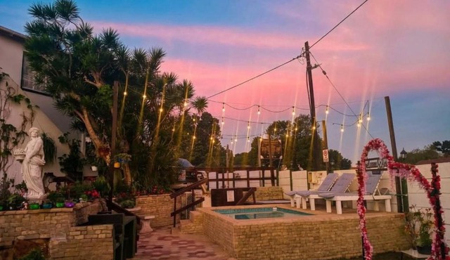 Queensburgh B&B or Self Catering in Durban