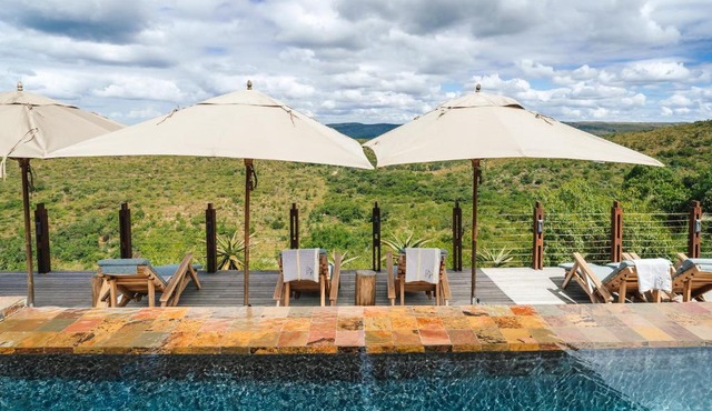 Rhino Ridge Safari Lodge in Hlabisa