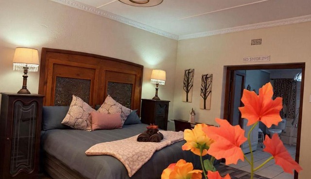 Rhodesdene Guesthouse in Kimberley