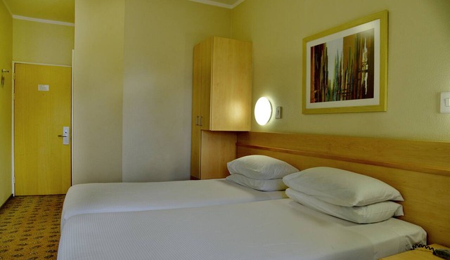 Road Lodge Bloemfontein Airport in Bloemfontein
