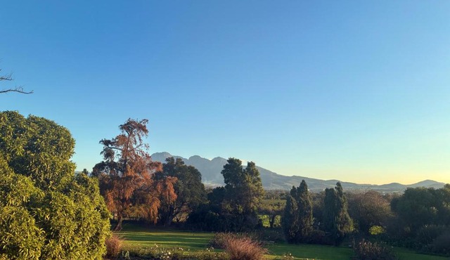 Rose Cottage PAARL SOUTH in Hartebeeskraal