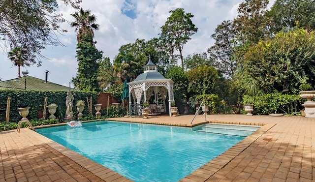 Sandton Amar Boutique in Rivonia