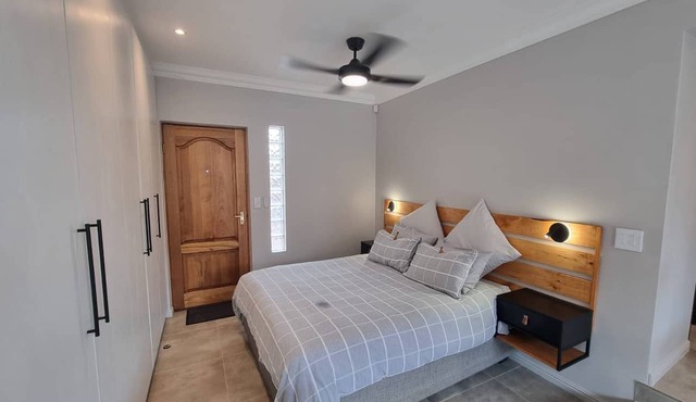 Saxon Guest Cottage Suite