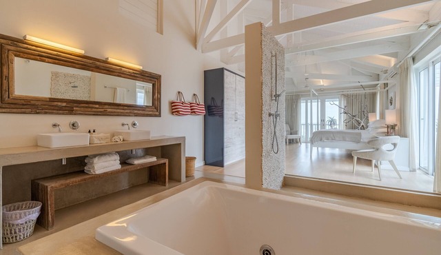 Sea Five Boutique Hotel