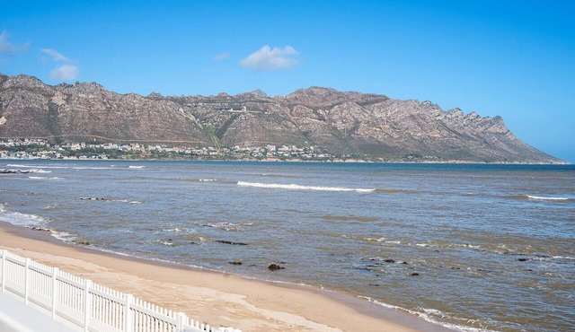 Sea Haven 4 - Four Bedroom House, Sleeps 8