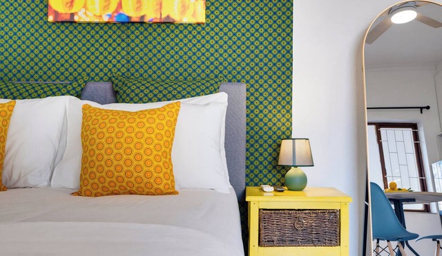 Sea Point Studio Retreat, Book Now! in Cape Town
