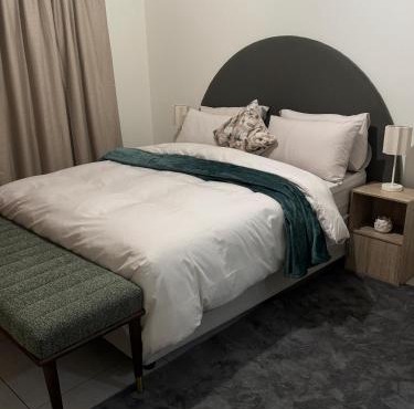 Serengeti Precinct Executive Apartment in Kempton Park