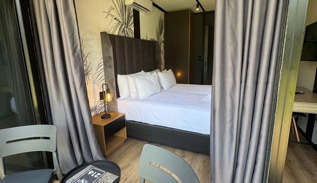 Shangri-La Country Hotel in Modimolle