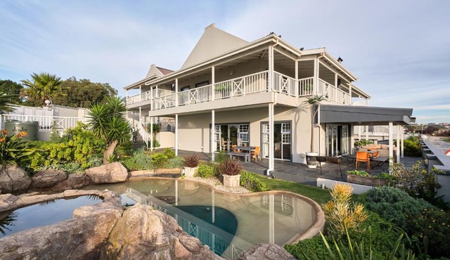 Sir Roys Guesthouse At The Sea in Port Elizabeth
