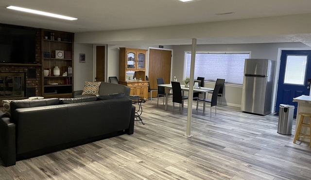 Spacious Mother-In-Law Basement Apartment -One mile from Hill AFB in Clearfield