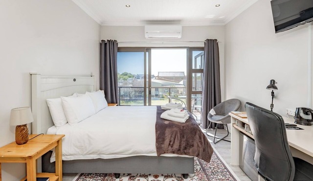 Stonehouse on Main in Struisbaai