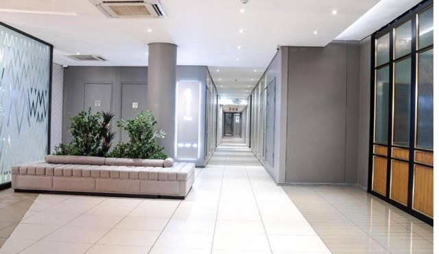 Stunning 3-bedroom apartment in the heart of Sandton in Sandton