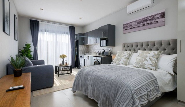 Stylish Studio In Zimbali Lakes H18 in Ballito
