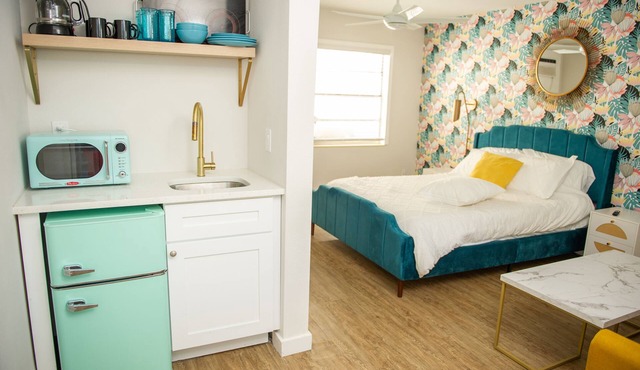 Sunburst inn The Classic - Room 2 in Indian Shores