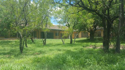 Tambuki Self-catering House - Dinokeng in Hammanskraal