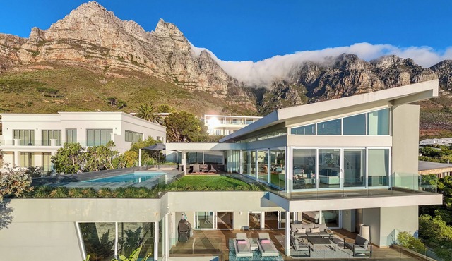 Thabisa House - Supreme Views & Exquisite Design