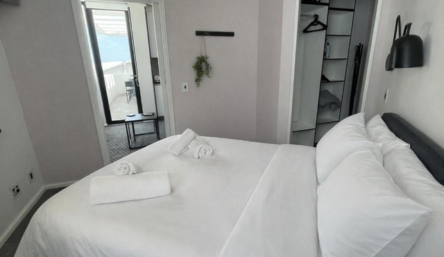 The Flamingo Aparthotel Unit 809 in Cape Town