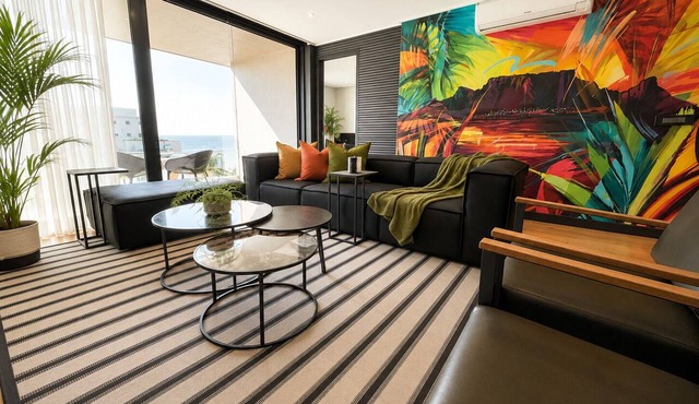 The Glengariff 701 - Designer 2-Bedroom Apartment on the Atlantic Seaboard in Cape Town