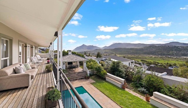 The Lookout 3 bedroom home in Fish Hoek