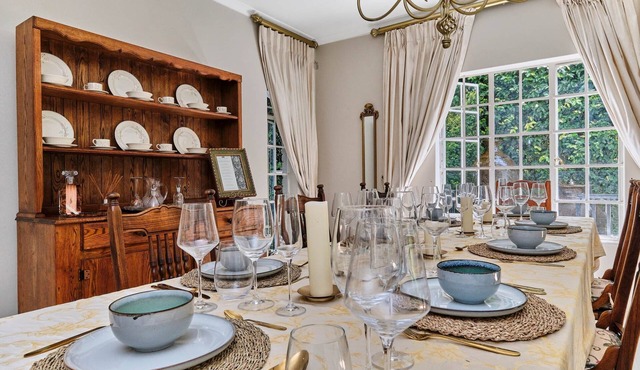The Manor - Bright Charm, Garden & Crystal Pool in Sandton