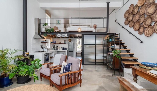 The Old Shop loft apt in the heart of Kalk Bay in Kalk Bay