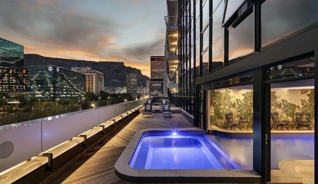 The Onyx in Cape Town