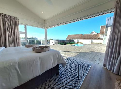 The Rest Beach House- Private pool and Solar in Port Alfred