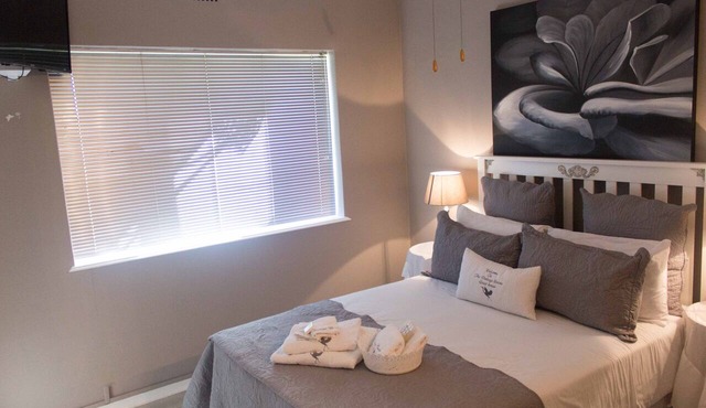 The Vintage Crane Guesthouse in Caledon