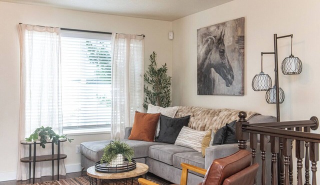 Timpanogos Bungalow- NEW LISTING in Orem