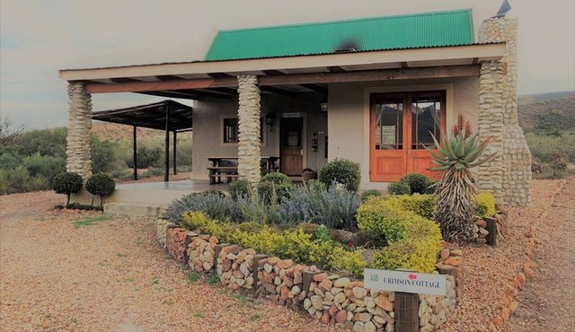 Tranquil Villa Retreat at Oaksrest Vineyards, Ladismith in Ladismith