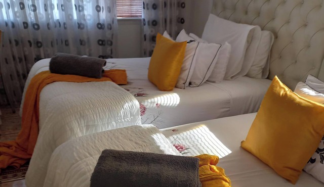 Turningpoint Bed & Breakfast in Cape Town