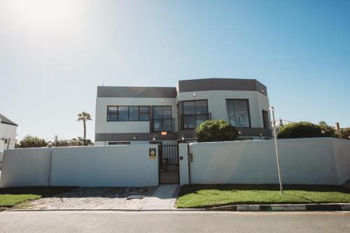 Wave Inn Guesthouse in Valsbaai
