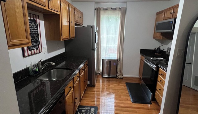 Work Home. in Capitol Heights