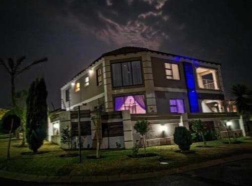 XLA Home Guest house in eMalahleni