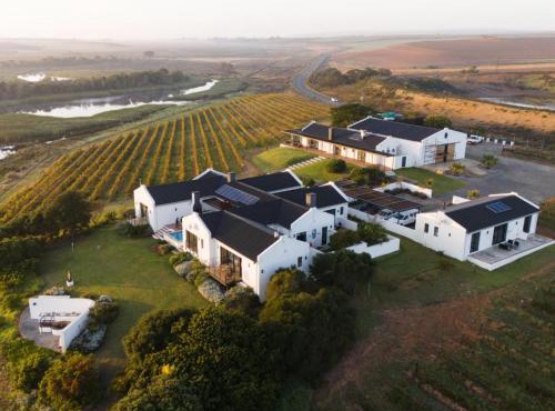 Zoetendal Vineyard & River Estate in Elim