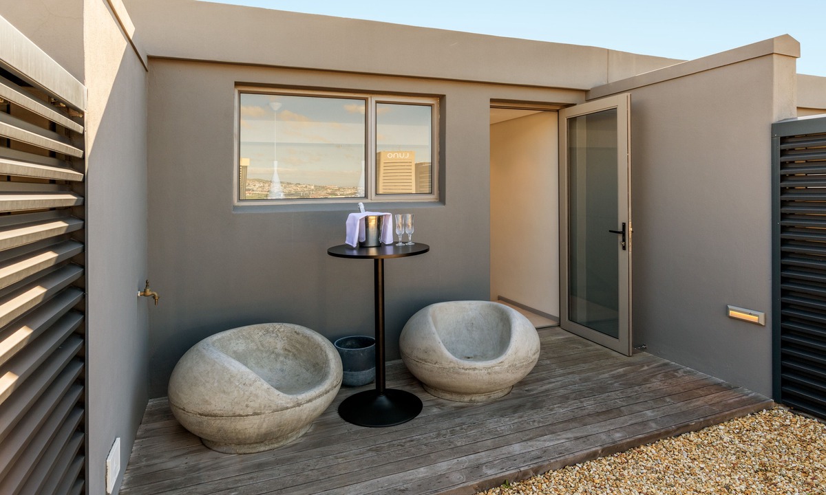 Bo'Kaap Hotel | De Waterkant Luxury Residences - WHosting