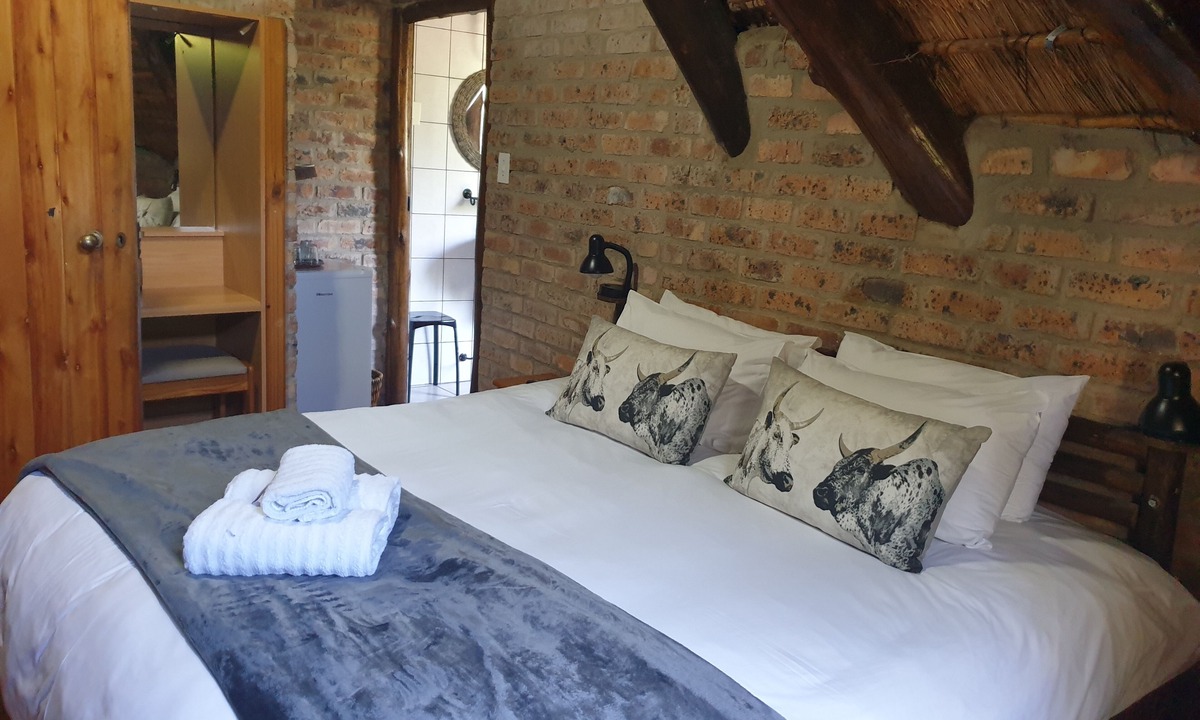 Kwambonambi Cabin | Marrob Lodge