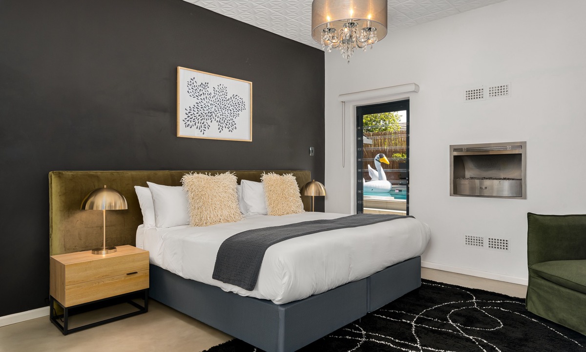 Milnerton Apartment | Luxury Oasis, Lifestyle Villa, Pool & Gym