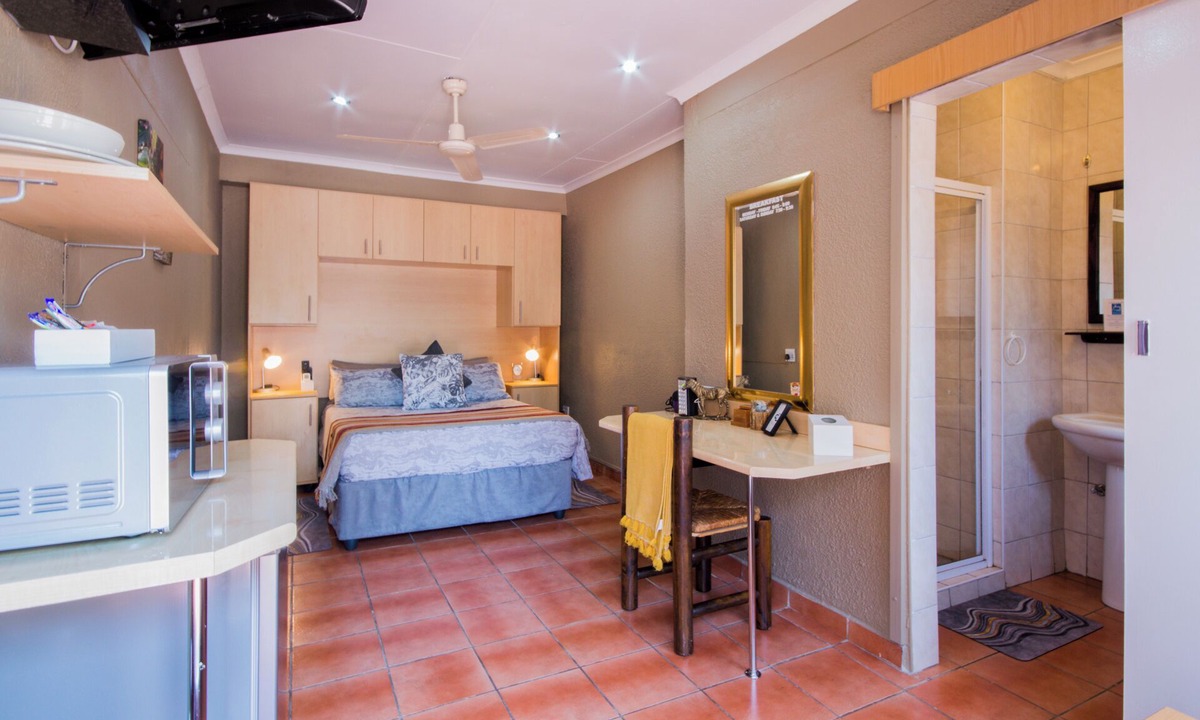 Germiston Bed & Breakfast | Marle' Lodge Bed & Breakfast