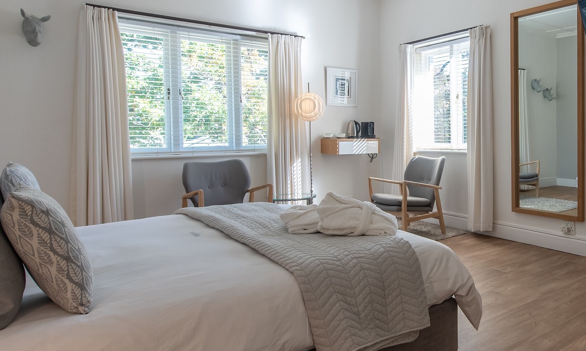 Robertson House | Ballinderry - The Robertson Guest House