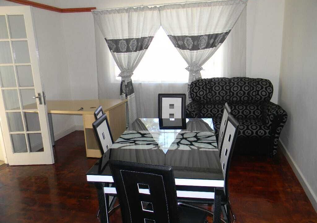 Strand House | M2T Guest House