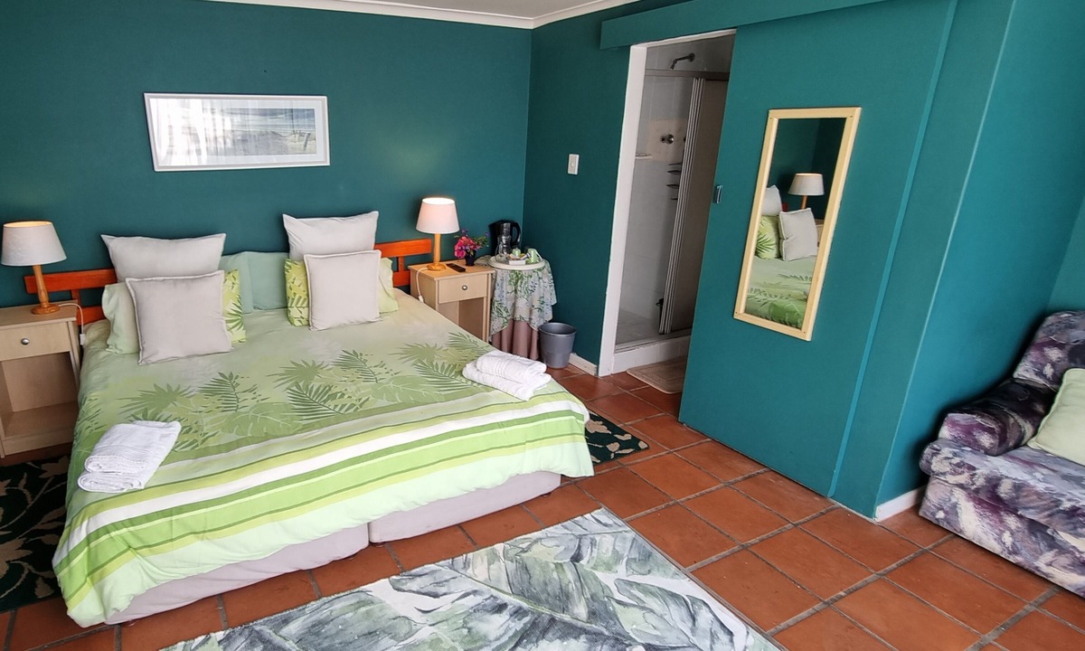 West Beach House | Blue Mountain Guest House