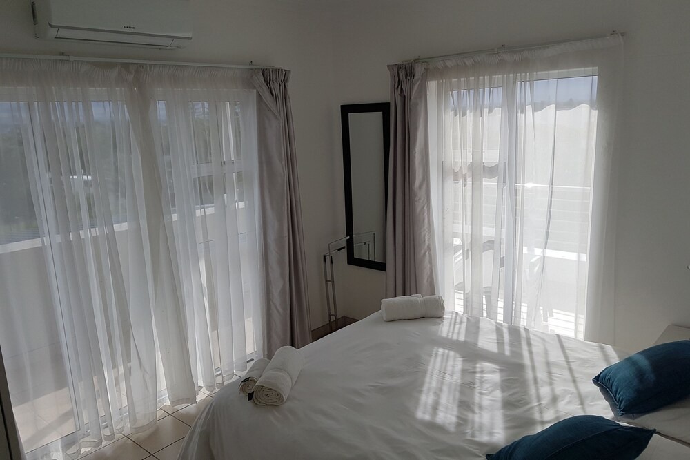 Lakeside Apartment | Tokai Self Catering Apartment