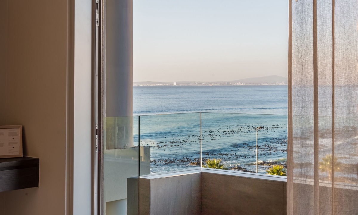 Mouille Point Hotel | Terra by O'Two Hotels