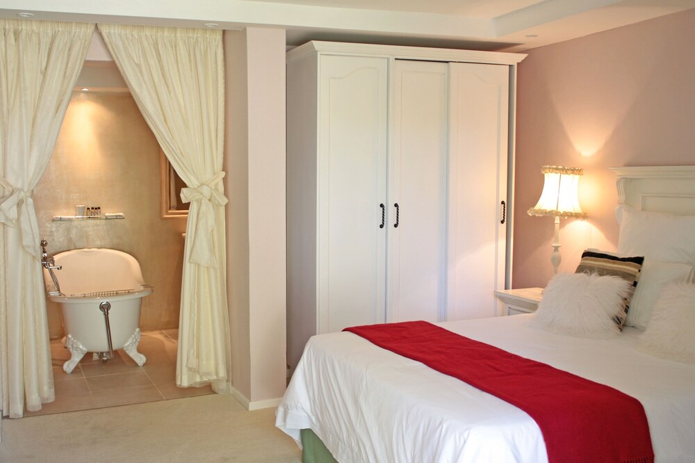 Riebeeck West House | De Langenhof Guest House