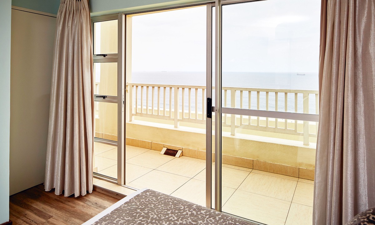 North Beach Hotel | First Group The Palace All-Suite