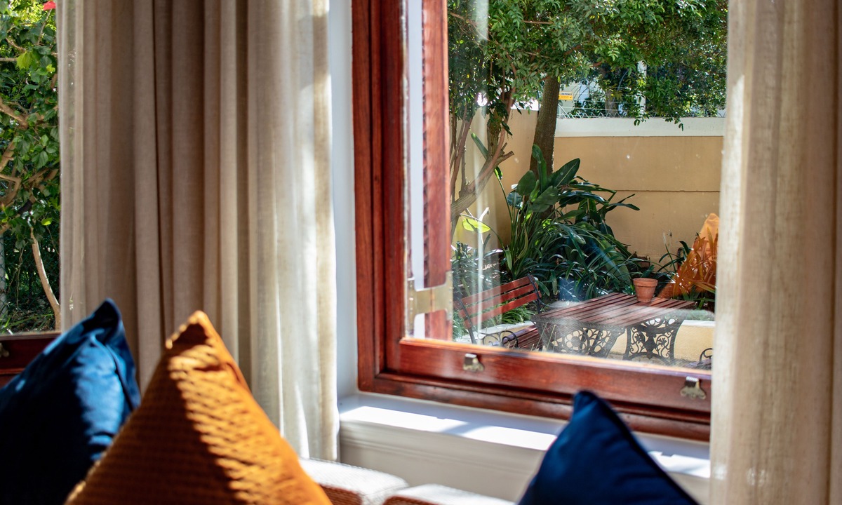Mowbray House | Carmichael House Boutique Hotel